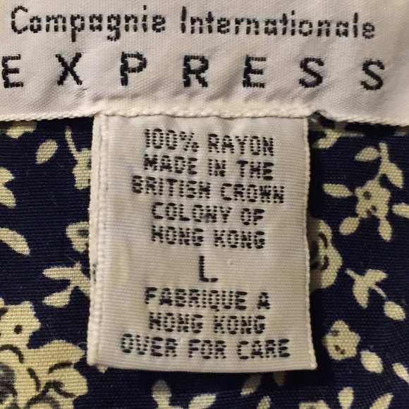 Vintage Floral Romper from Express - Picture 5 of 6